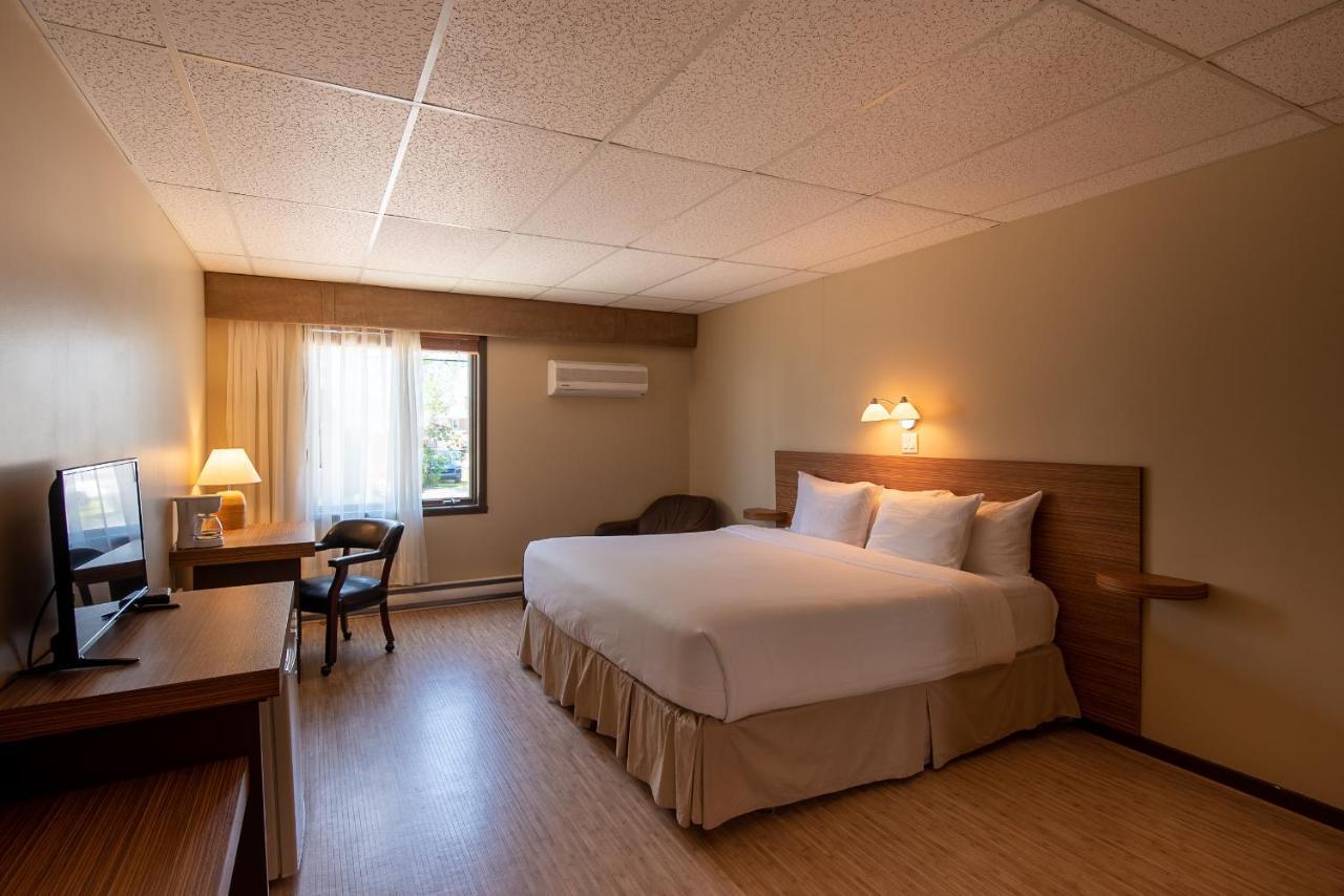 Hotel Aquamer Carleton-sur-Mer Экстерьер фото