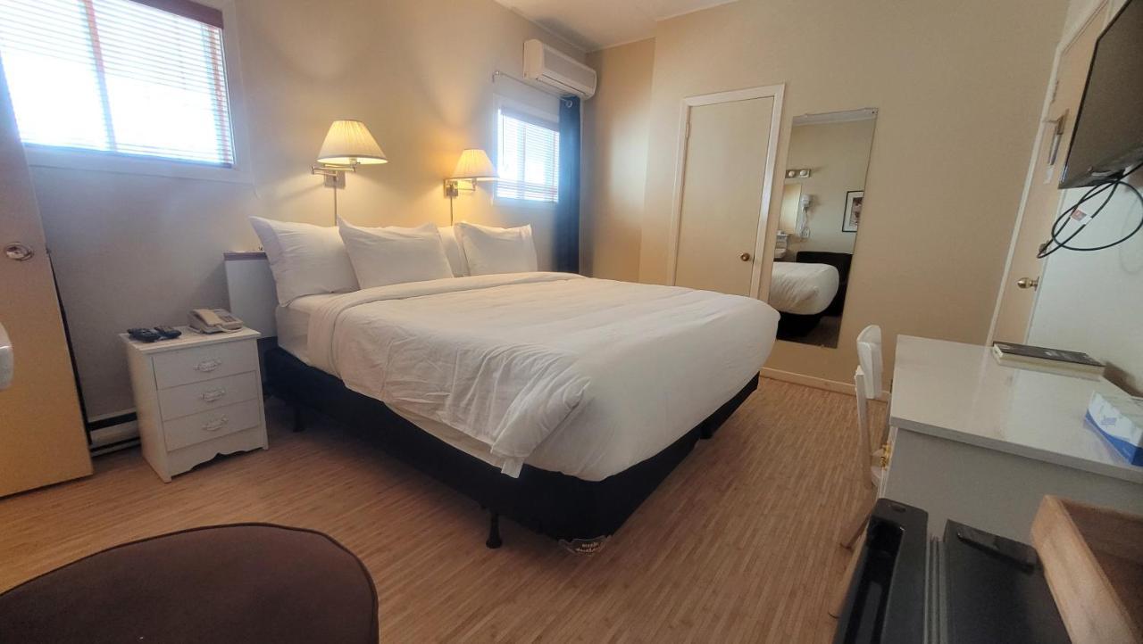 Hotel Aquamer Carleton-sur-Mer Экстерьер фото