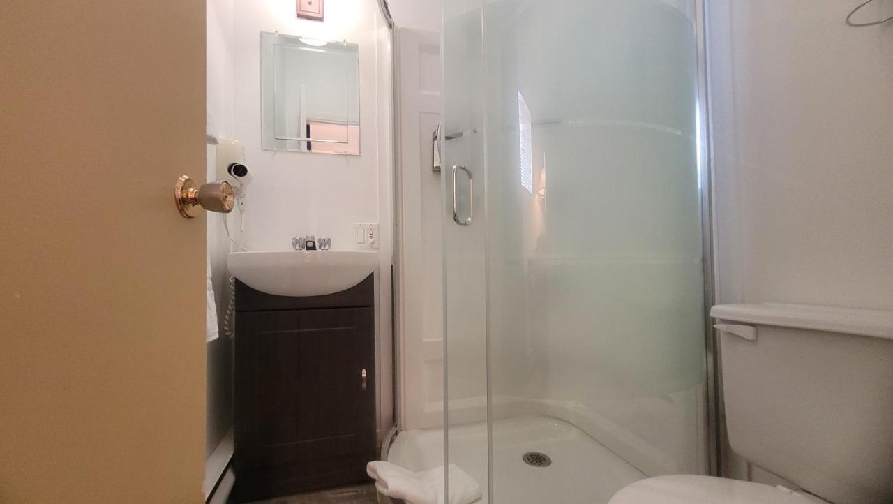 Hotel Aquamer Carleton-sur-Mer Экстерьер фото
