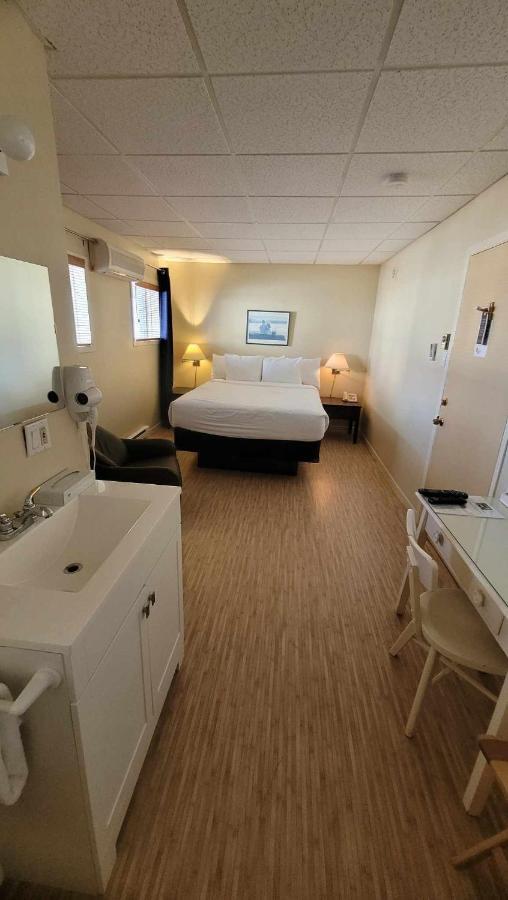 Hotel Aquamer Carleton-sur-Mer Экстерьер фото