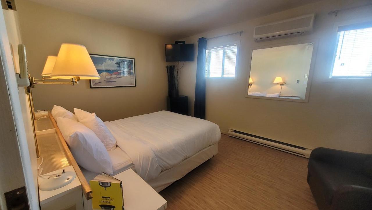 Hotel Aquamer Carleton-sur-Mer Экстерьер фото